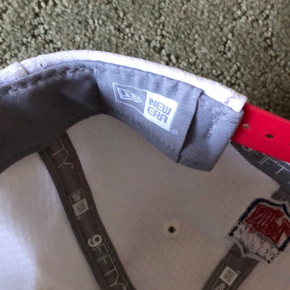 💚 SOLD 💚New Era Falcons Super Bowl LI White Snapback - Picture 7 of 7